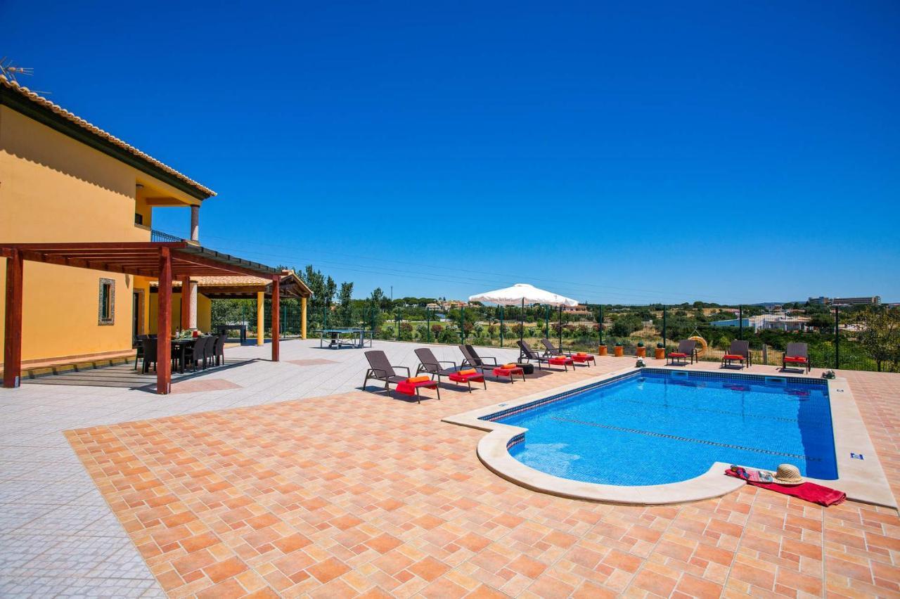 Villa Nincha - Heated Pool - Free Wi-Fi - Air Con Албуфейра Екстериор снимка