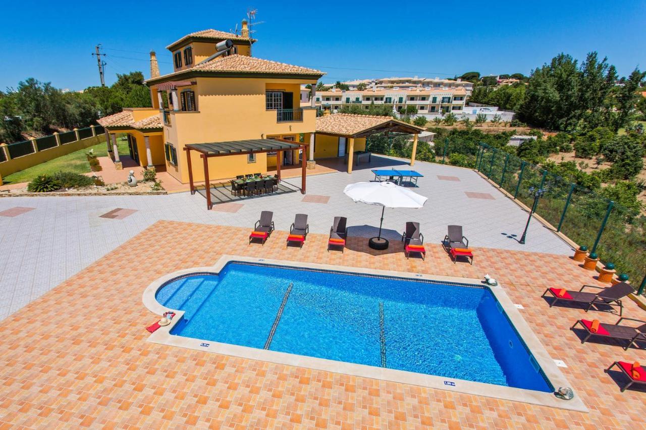 Villa Nincha - Heated Pool - Free Wi-Fi - Air Con Албуфейра Екстериор снимка
